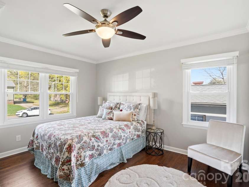 211 Cedar Street, Belmont, NC 28012.  MLS# CAR4362077, YatesRealty ID 7300. 
