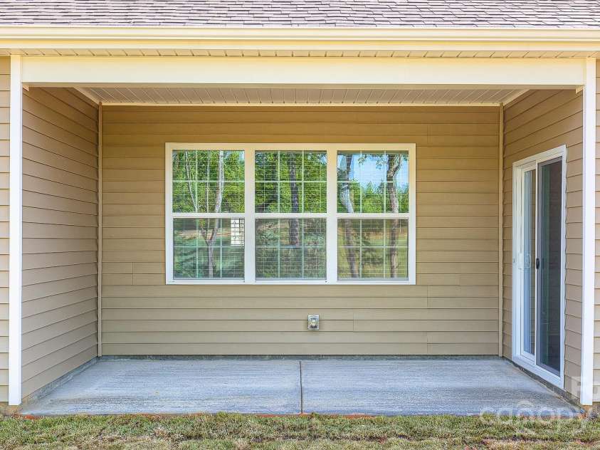 7712 Woolsey Drive, Gastonia, NC 28056.  MLS# CAR4250107, YatesRealty ID 7301. Photos Are Representative