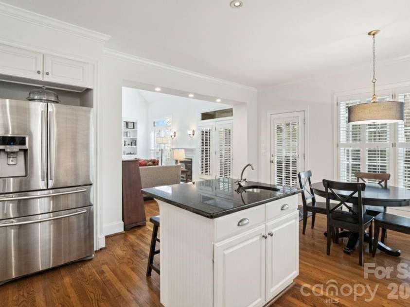 7619 Treyford Lane, Charlotte, NC 28270.  MLS# CAR4341877, YatesRealty ID 7302. 