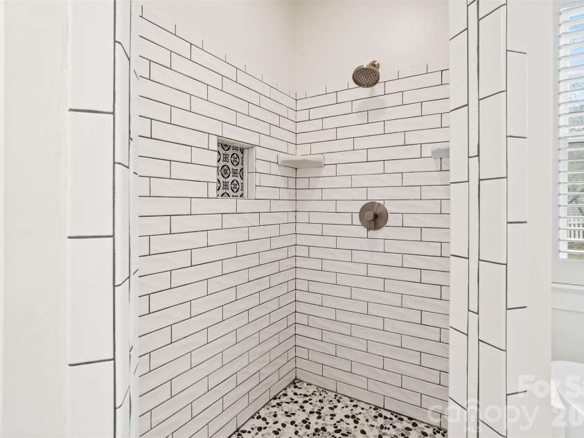 7619 Treyford Lane, Charlotte, NC 28270.  MLS# CAR4341877, YatesRealty ID 7302. 