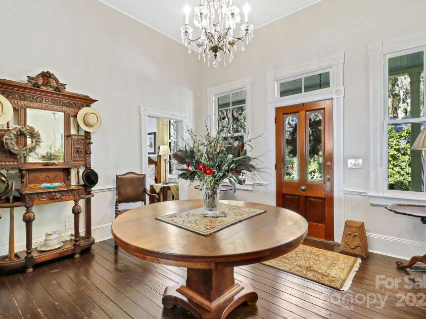 131 Pritchard Street, Bluffton, SC 29910.  MLS# CAR4214365, YatesRealty ID 7303. 12' ceilings, French chandelier, new mahogany wood and glass entrance door