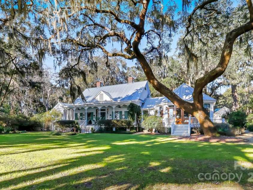 131 Pritchard Street, Bluffton, SC 29910.  MLS# CAR4214365, YatesRealty ID 7303. 12 Live Oaks, 43 Camellias, Lemon, Blood Orange, Blueberries and so much more