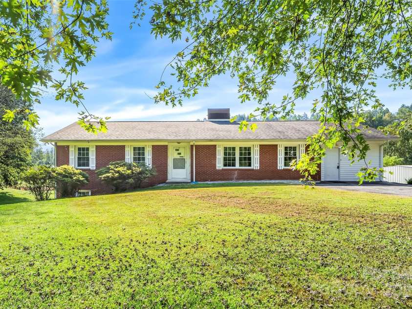 5325 US 70 Highway, Marion, NC 28752.  MLS# CAR4305207, YatesRealty ID 7303. 