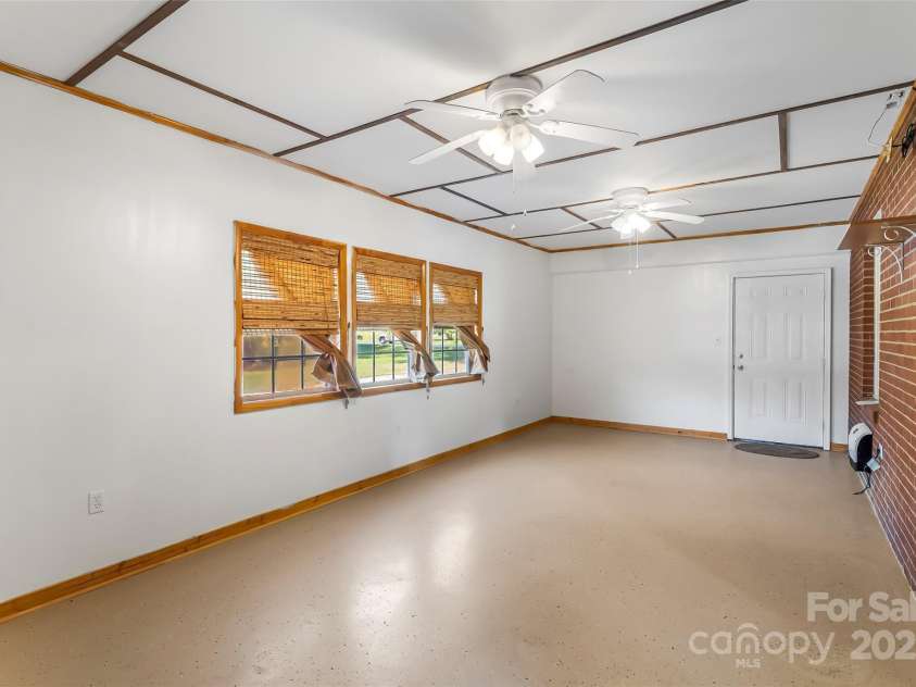 5325 US 70 Highway, Marion, NC 28752.  MLS# CAR4305207, YatesRealty ID 7303. Bonus room