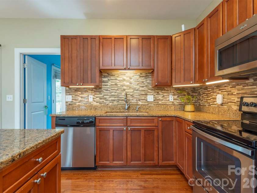 67 Little Fox Lane, Fletcher, NC 28732.  MLS# CAR4358793, YatesRealty ID 7304. 