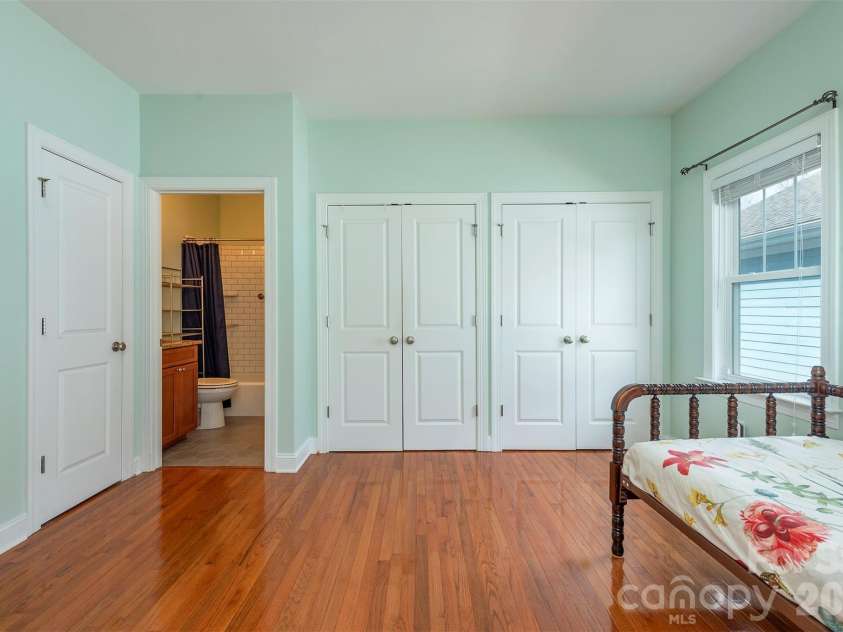 67 Little Fox Lane, Fletcher, NC 28732.  MLS# CAR4358793, YatesRealty ID 7304. 