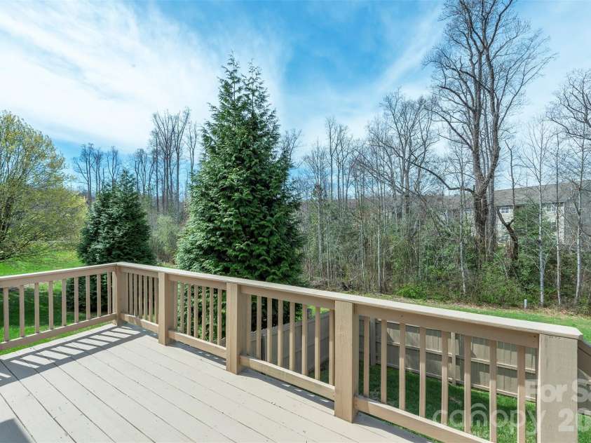 67 Little Fox Lane, Fletcher, NC 28732.  MLS# CAR4358793, YatesRealty ID 7304. 