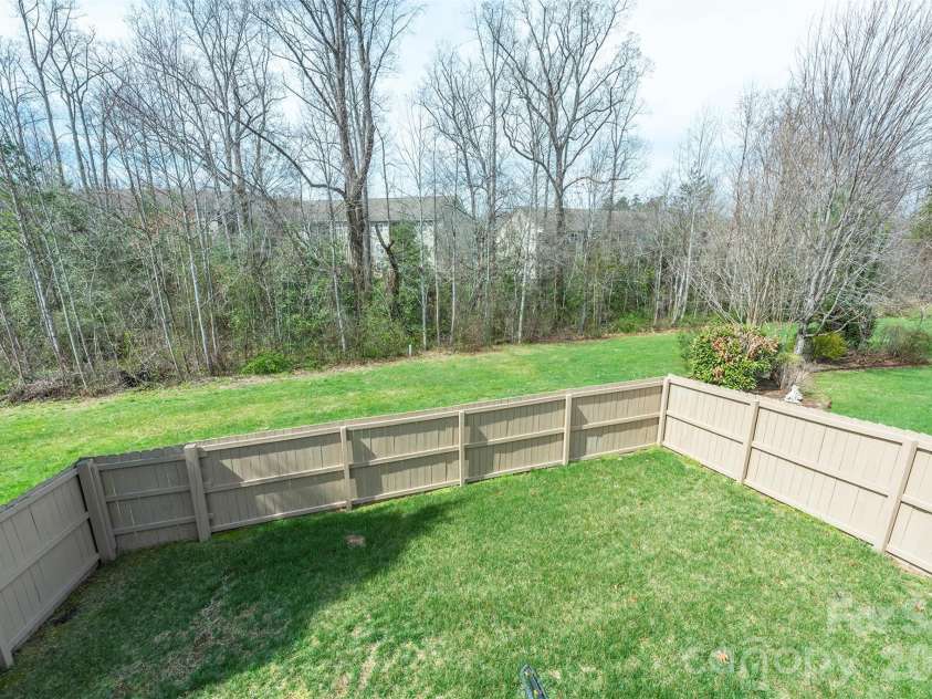 67 Little Fox Lane, Fletcher, NC 28732.  MLS# CAR4358793, YatesRealty ID 7304. 