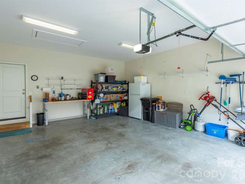 67 Little Fox Lane, Fletcher, NC 28732.  MLS# CAR4358793, YatesRealty ID 7304. 
