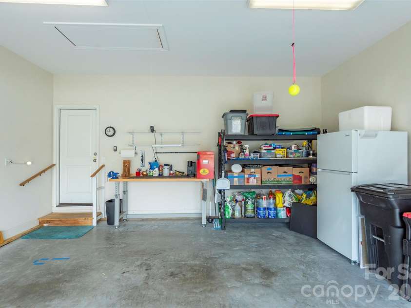 67 Little Fox Lane, Fletcher, NC 28732.  MLS# CAR4358793, YatesRealty ID 7304. 
