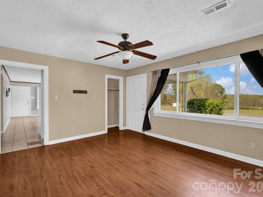1090 Harris Bridge Road, Stony Point, NC 28678.  MLS# CAR4359624, YatesRealty ID 7305. 