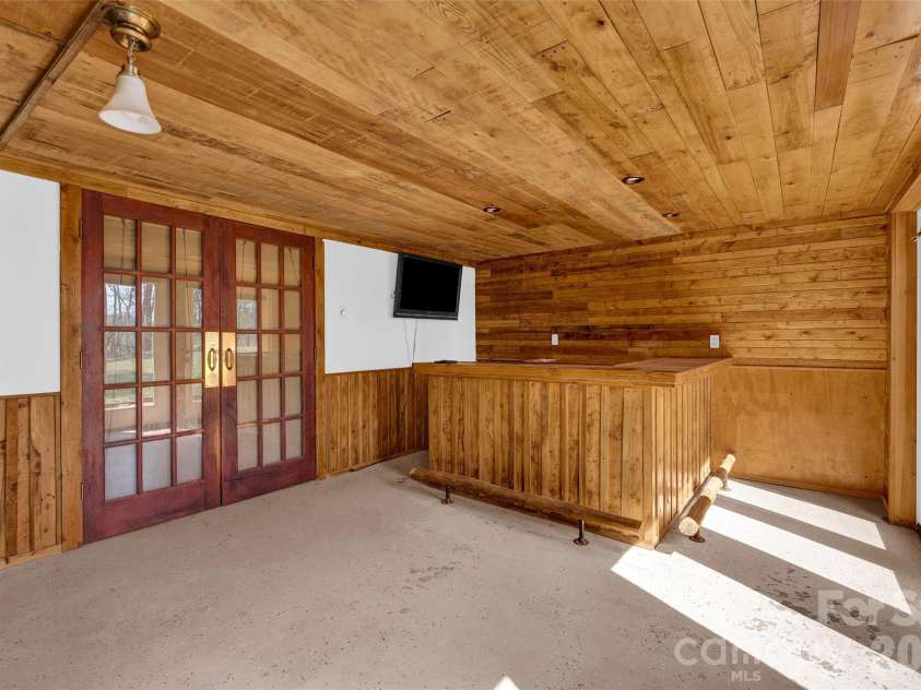 1090 Harris Bridge Road, Stony Point, NC 28678.  MLS# CAR4359624, YatesRealty ID 7305. 