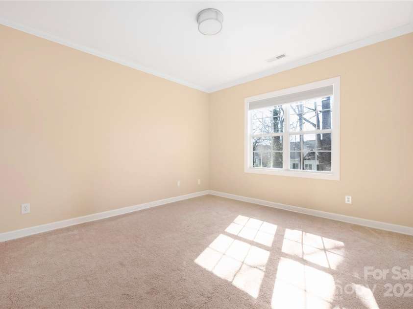16115 Chiltern Lane, Huntersville, NC 28078.  MLS# CAR4233154, YatesRealty ID 7305. 4th bedroom