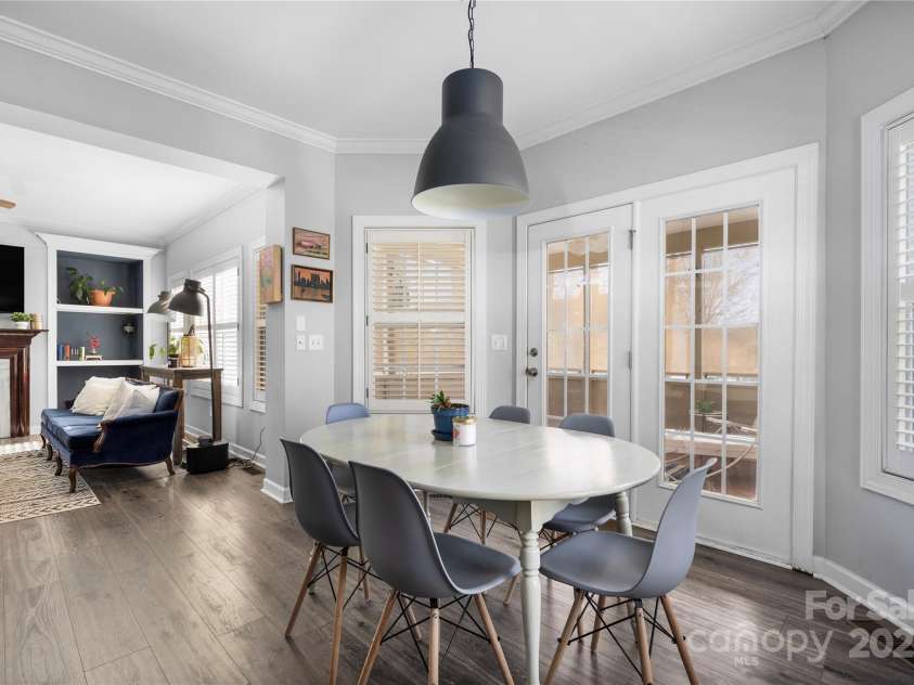 16115 Chiltern Lane, Huntersville, NC 28078.  MLS# CAR4233154, YatesRealty ID 7305. Breakfast nook