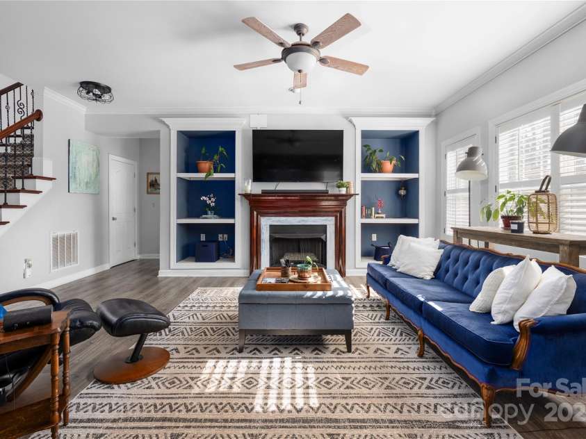 16115 Chiltern Lane, Huntersville, NC 28078.  MLS# CAR4233154, YatesRealty ID 7305. Family room