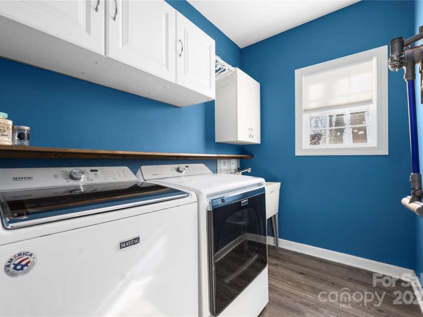 16115 Chiltern Lane, Huntersville, NC 28078.  MLS# CAR4233154, YatesRealty ID 7305. Laundry