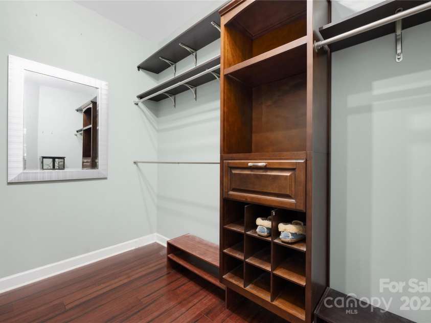 16115 Chiltern Lane, Huntersville, NC 28078.  MLS# CAR4233154, YatesRealty ID 7305. Primary closet