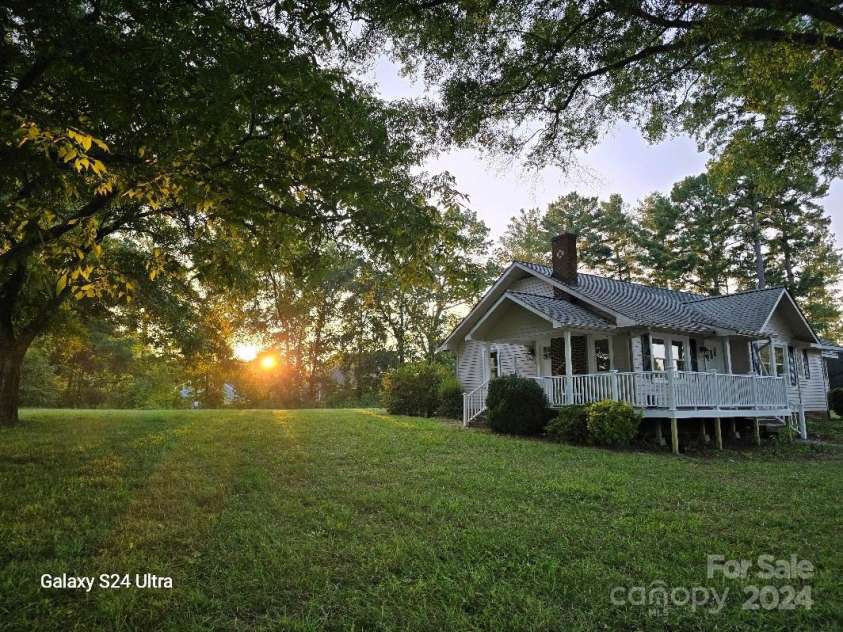 1176 Shearers Road, Mooresville, NC 28115.  MLS# CAR4188507, YatesRealty ID 7306. 