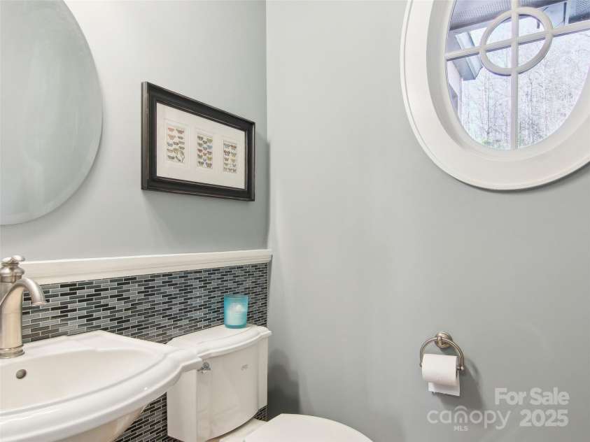 131 Falkirk Way, Zirconia, NC 28790.  MLS# CAR4224756, YatesRealty ID 7307. 