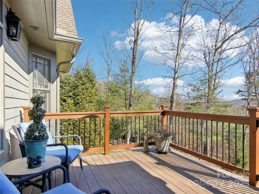 131 Falkirk Way, Zirconia, NC 28790.  MLS# CAR4224756, YatesRealty ID 7307. 