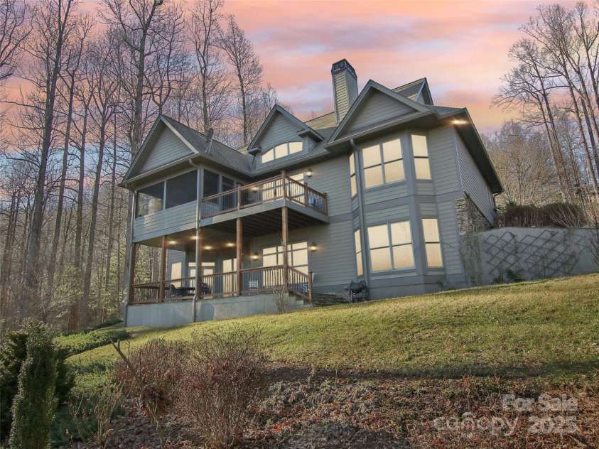 131 Falkirk Way, Zirconia, NC 28790.  MLS# CAR4224756, YatesRealty ID 7307. 