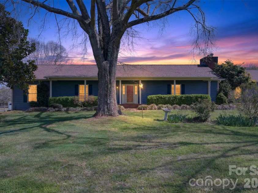 341 Ridings Road, Chesnee, SC 29323.  MLS# CAR4357551, YatesRealty ID 7308. 