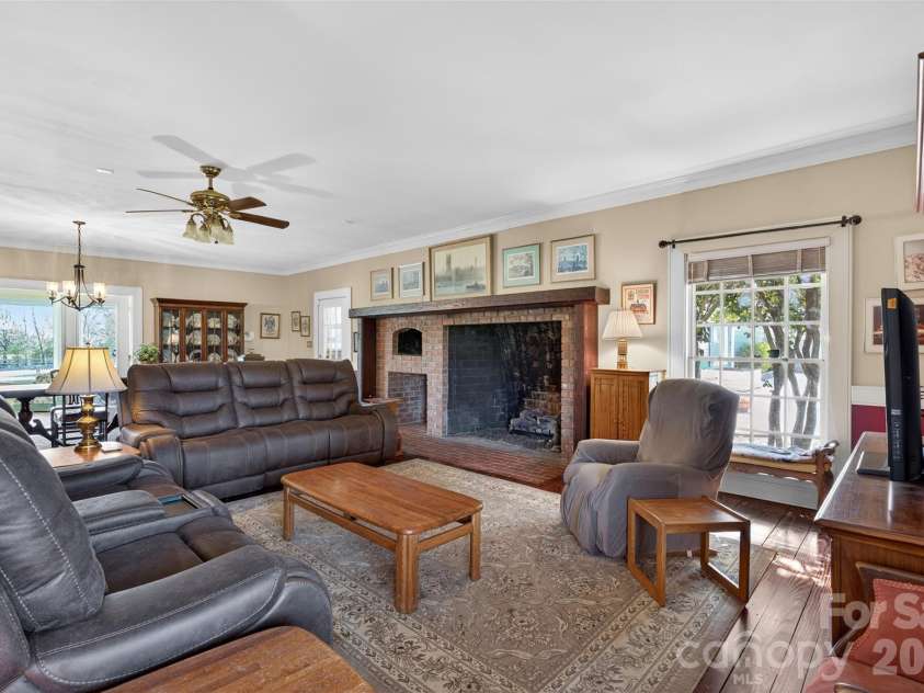341 Ridings Road, Chesnee, SC 29323.  MLS# CAR4357551, YatesRealty ID 7308. 