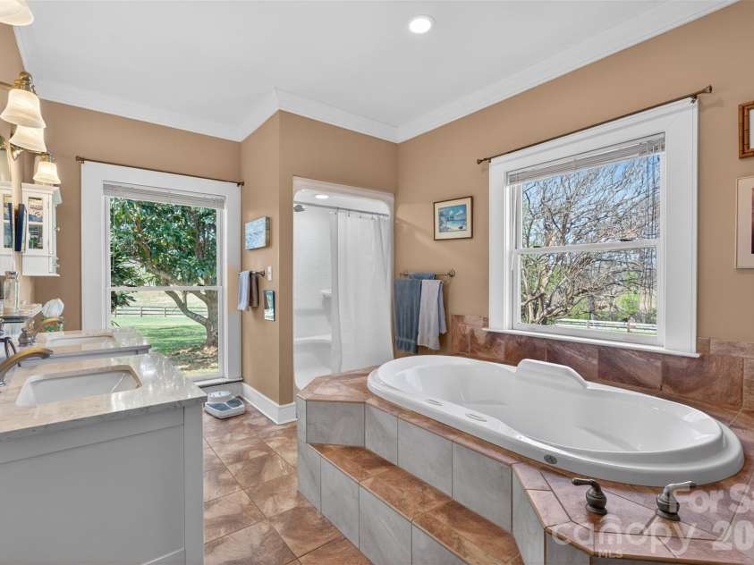 341 Ridings Road, Chesnee, SC 29323.  MLS# CAR4357551, YatesRealty ID 7308. Primary bathroom