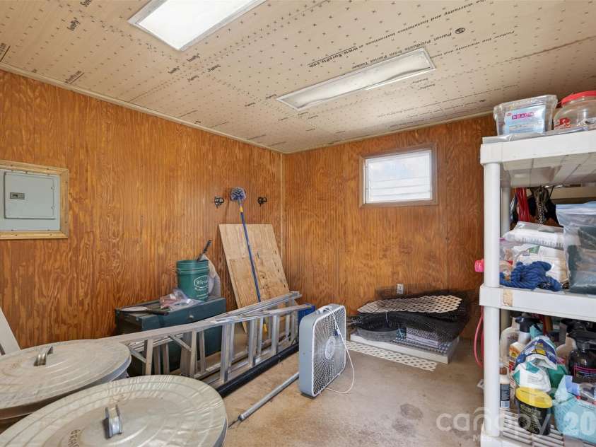 341 Ridings Road, Chesnee, SC 29323.  MLS# CAR4357551, YatesRealty ID 7308. Tack room