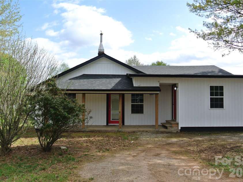 123 Moore Road, Ellenboro, NC 28040.  MLS# CAR4363629, YatesRealty ID 7309. 