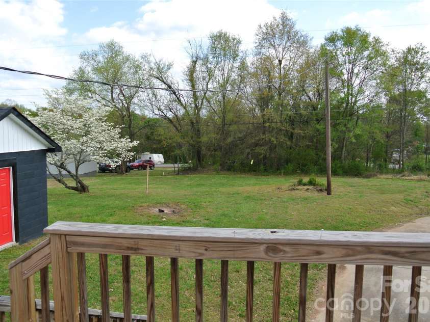 123 Moore Road, Ellenboro, NC 28040.  MLS# CAR4363629, YatesRealty ID 7309. 