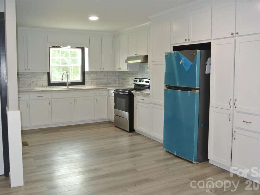 123 Moore Road, Ellenboro, NC 28040.  MLS# CAR4363629, YatesRealty ID 7309. 