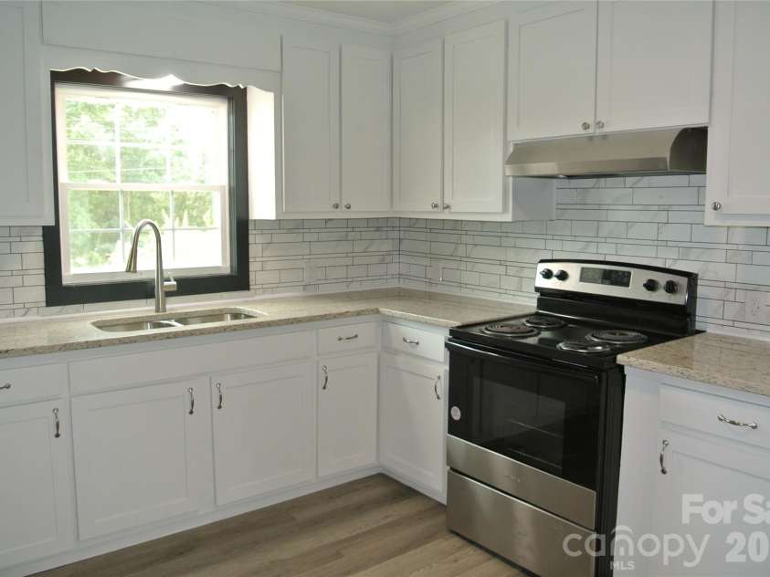 123 Moore Road, Ellenboro, NC 28040.  MLS# CAR4363629, YatesRealty ID 7309. 