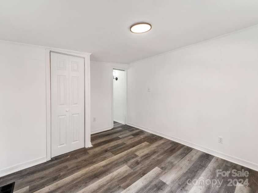 718 Grover Street, Gastonia, NC 28054.  MLS# CAR4208790, YatesRealty ID 731. 