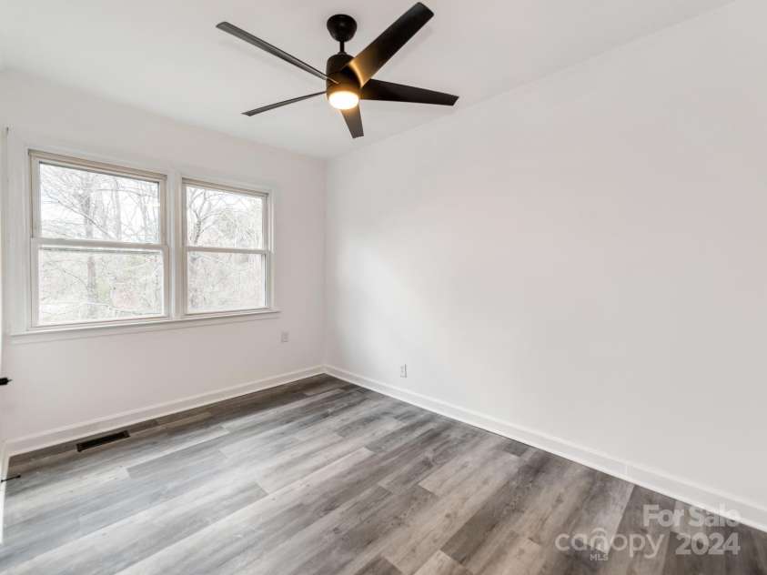 718 Grover Street, Gastonia, NC 28054.  MLS# CAR4208790, YatesRealty ID 731. 