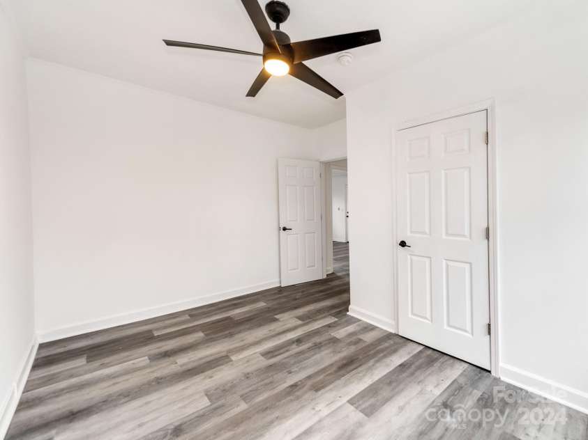 718 Grover Street, Gastonia, NC 28054.  MLS# CAR4208790, YatesRealty ID 731. 