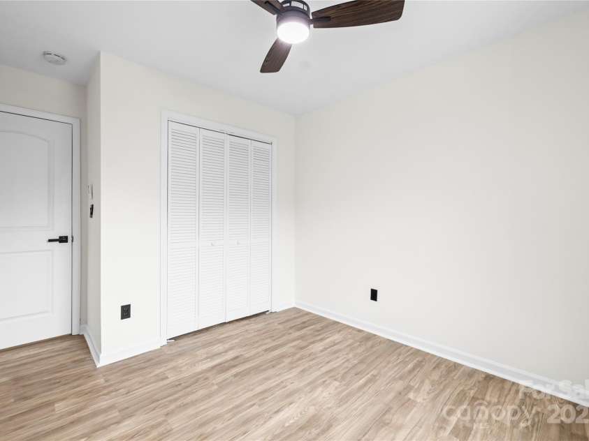 10211 Ridgewell Court, Charlotte, NC 28215.  MLS# CAR4227517, YatesRealty ID 7313. Another view of 2nd bedroom