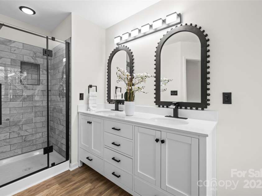 10211 Ridgewell Court, Charlotte, NC 28215.  MLS# CAR4227517, YatesRealty ID 7313. Double vanity - perfect addition