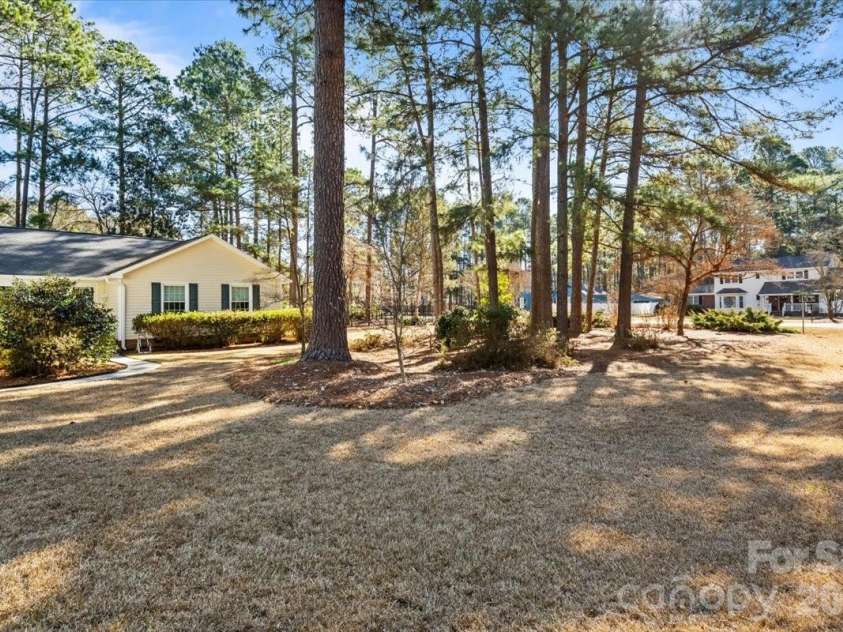 7980 Glasgow Drive, Laurinburg, NC 28352.  MLS# CAR4341881, YatesRealty ID 7314. 