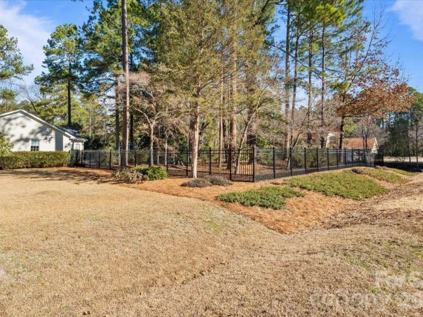 7980 Glasgow Drive, Laurinburg, NC 28352.  MLS# CAR4341881, YatesRealty ID 7314. 