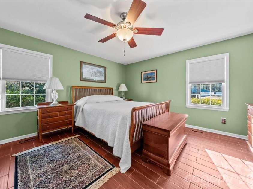7980 Glasgow Drive, Laurinburg, NC 28352.  MLS# CAR4341881, YatesRealty ID 7314. 