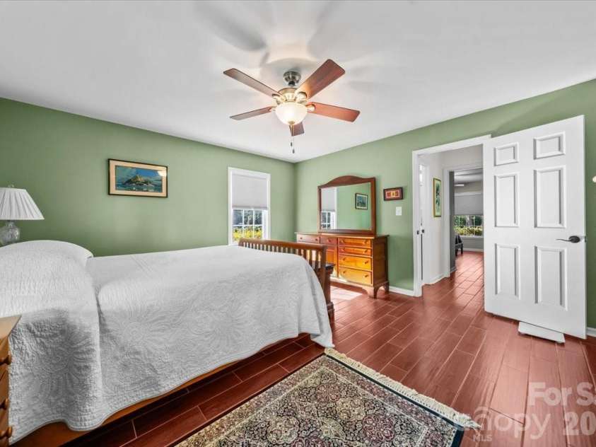 7980 Glasgow Drive, Laurinburg, NC 28352.  MLS# CAR4341881, YatesRealty ID 7314. 