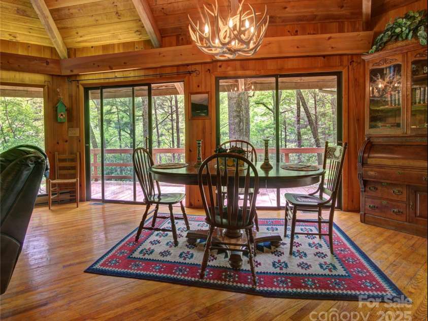 565 Winterstar Loop, Burnsville, NC 28714.  MLS# CAR4138759, YatesRealty ID 7315. 