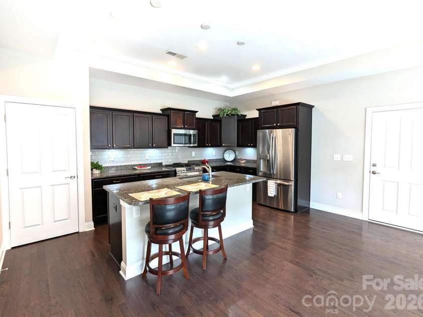 1151 Avalon Place, Matthews, NC 28104.  MLS# CAR4345951, YatesRealty ID 7318. 