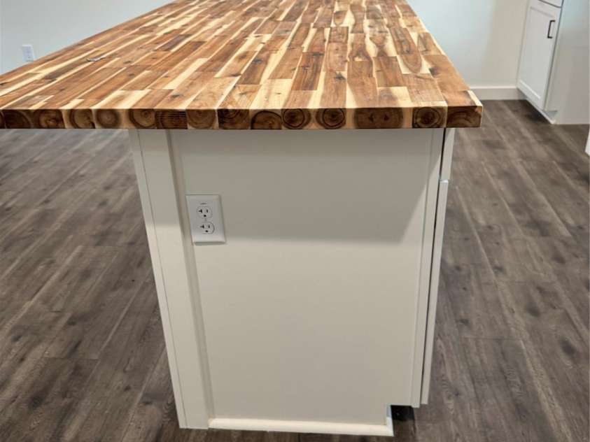 95 SHORT DRIVE Short Drive, Marion, NC 28752.  MLS# CAR4226761, YatesRealty ID 7319. 