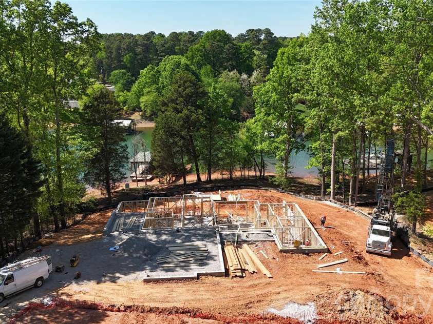 515 Kemp Road, Mooresville, NC 28117.  MLS# CAR4309491, YatesRealty ID 732. 