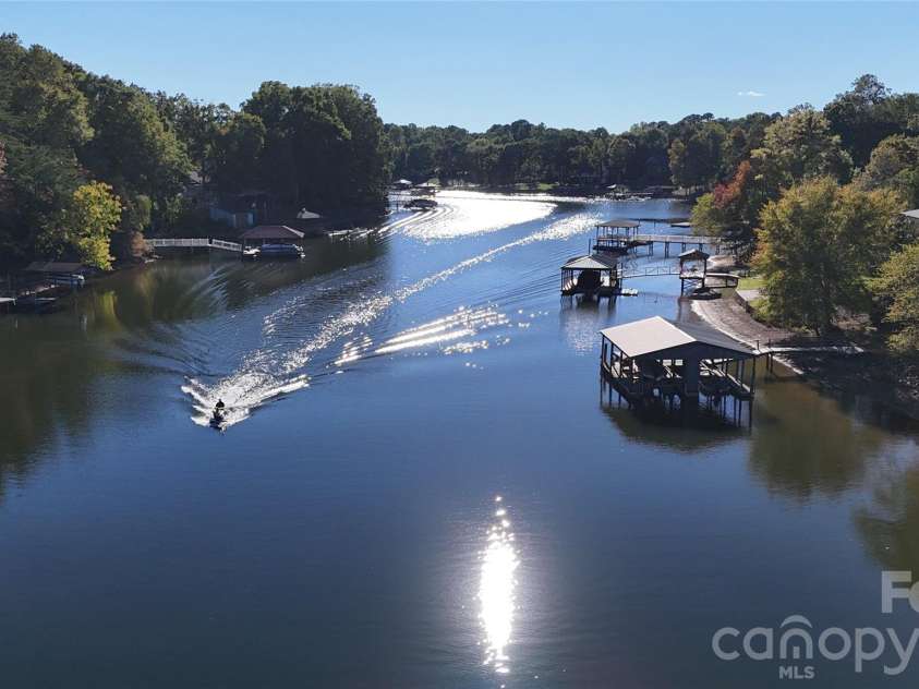 515 Kemp Road, Mooresville, NC 28117.  MLS# CAR4309491, YatesRealty ID 732. 