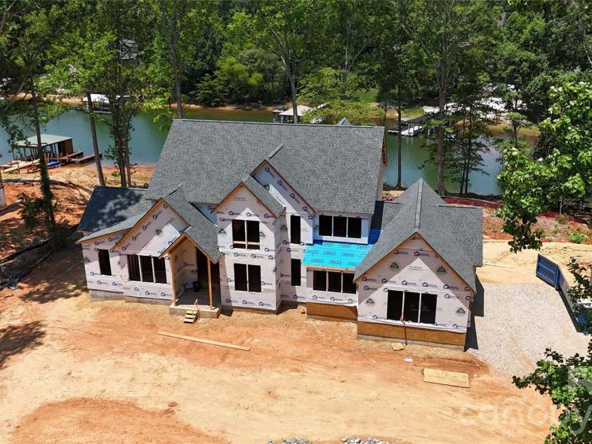 515 Kemp Road, Mooresville, NC 28117.  MLS# CAR4309491, YatesRealty ID 732. 