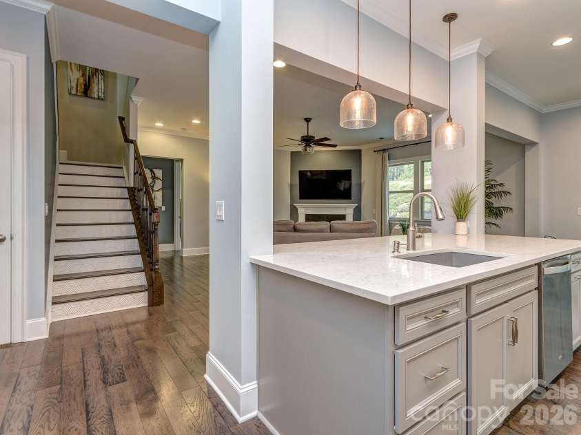 1520 Afton Way, Fort Mill, SC 29708.  MLS# CAR4357058, YatesRealty ID 7322. Large center island