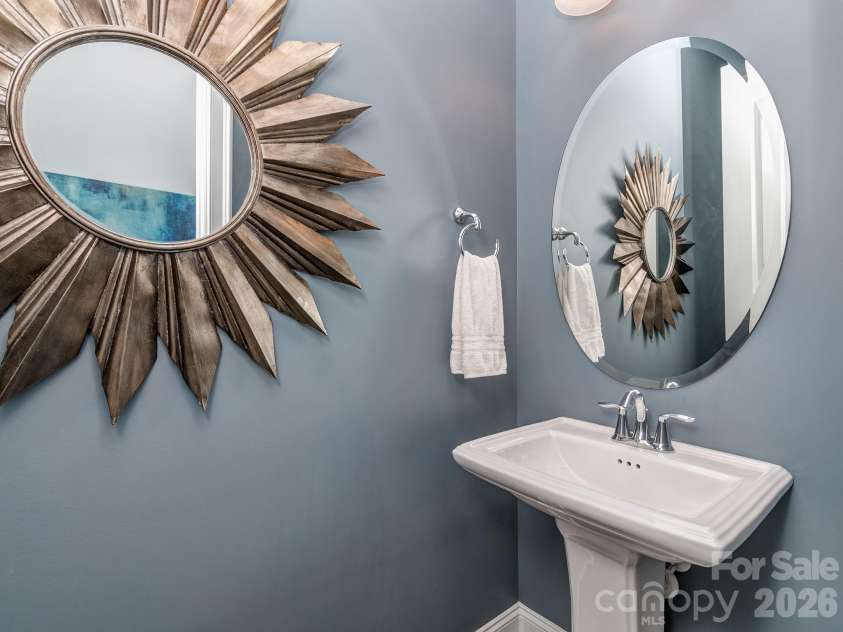 1520 Afton Way, Fort Mill, SC 29708.  MLS# CAR4357058, YatesRealty ID 7322. Powder room 